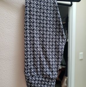 LuLaRoe EUC Black & White Leggings